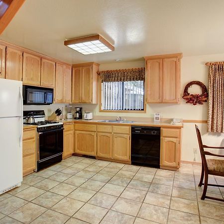12 Cabin Twelve Wawona Ngoại thất bức ảnh